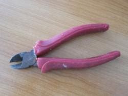 learn Thai hand tools - Cable Cutters